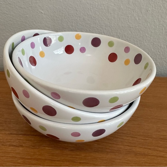 The Pampered Chef - simple addi+ions - Dots - set of 3 small 6” bowls - Picture 9 of 9